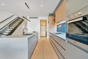 kitchen cabinets with high gloss finish