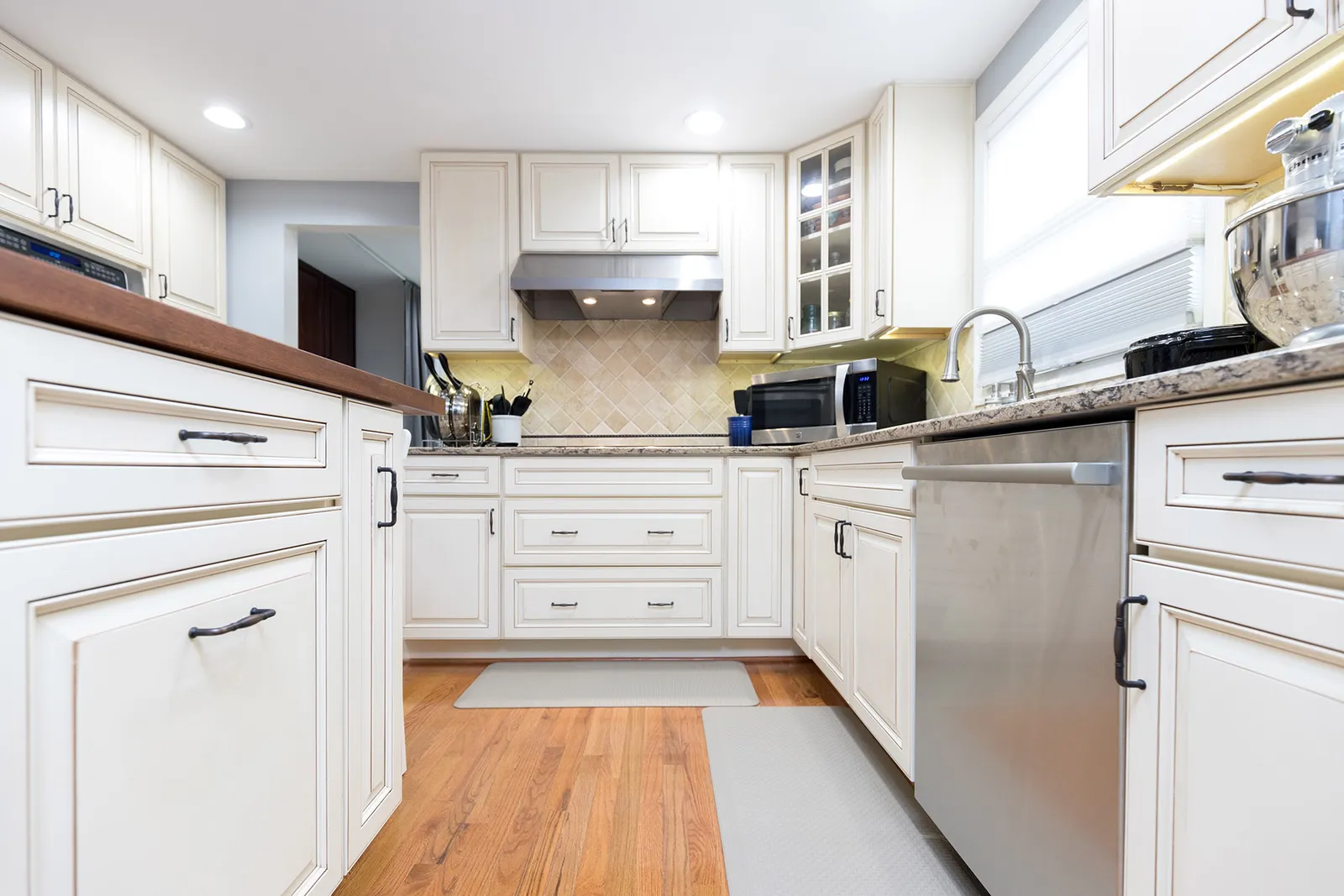 traditional kitchen remodeling
